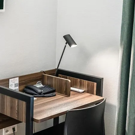 Doppelzimmer 301 アパート ハイデルベルク